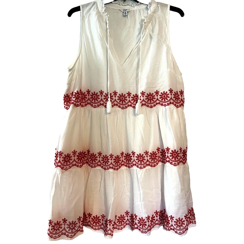 Crown & Ivy Women's White Sundress with Red Embroidery Accents SIZE 2XL
